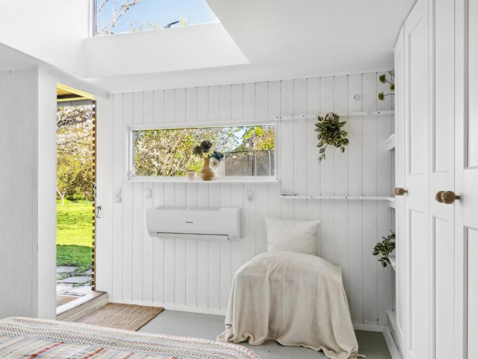 Sanders Swan - Marvellous Close To The Center Of * Copenhagen